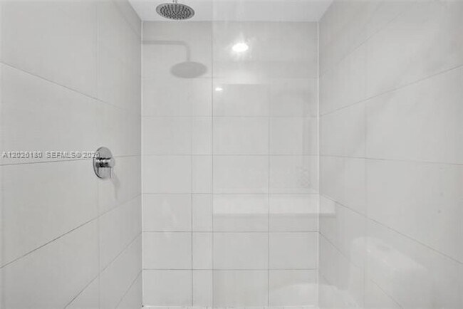 Building Photo - 2602 Halladale cu-T3105