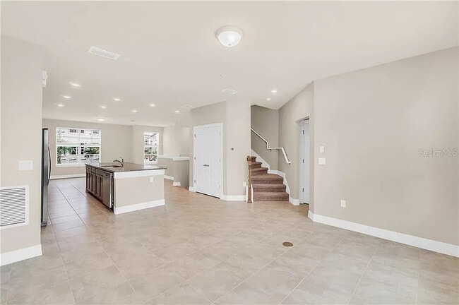 Large Dining Room Area - 13334 Bovet Ave