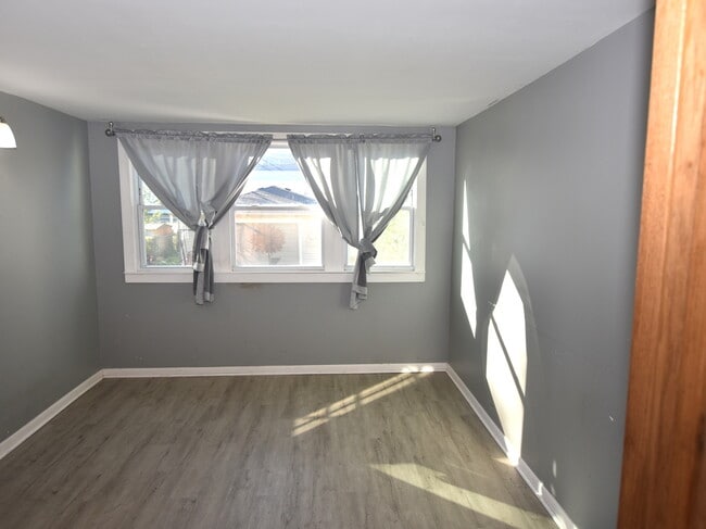 Building Photo - 5153 W 64th Pl