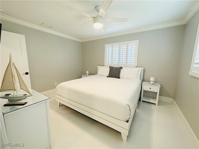 Building Photo - 140 W Pago Pago Dr