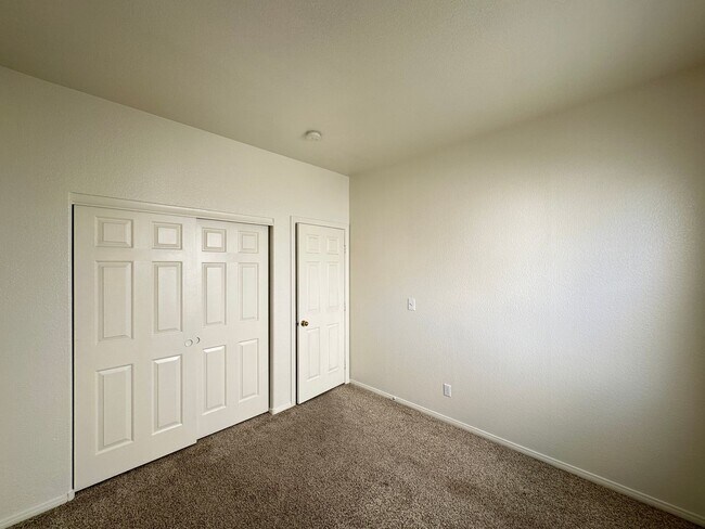 Building Photo - SANTA BARBARA AT SUMMERLIN