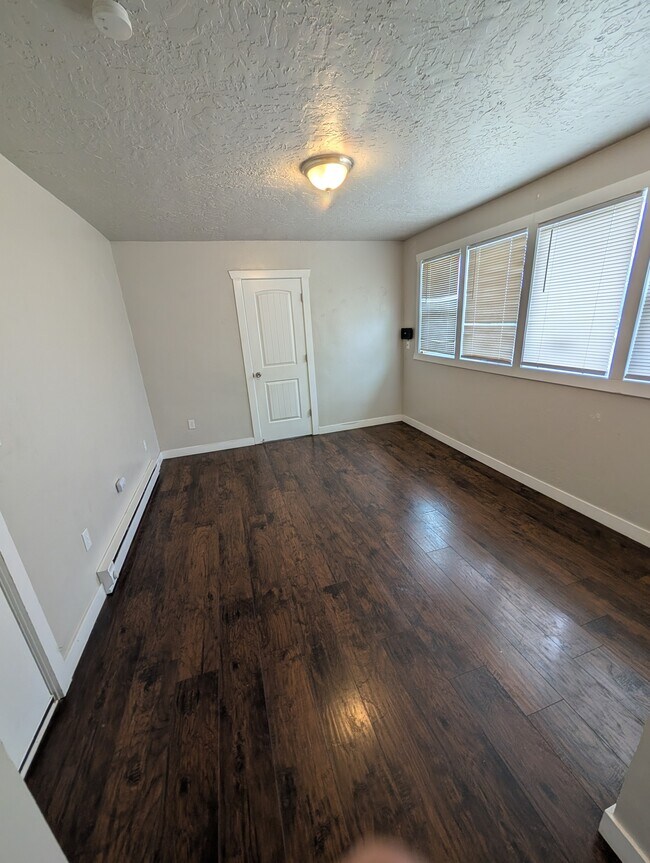 Building Photo - 228 W 100 N