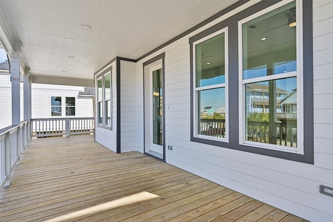 Building Photo - 25231 Sausalito Dr
