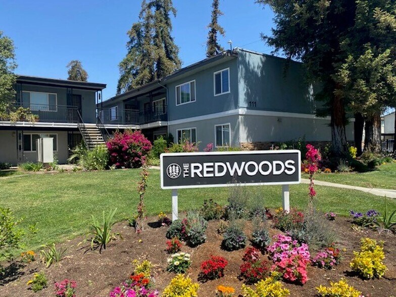 Primary Photo - The Redwoods at Fresno