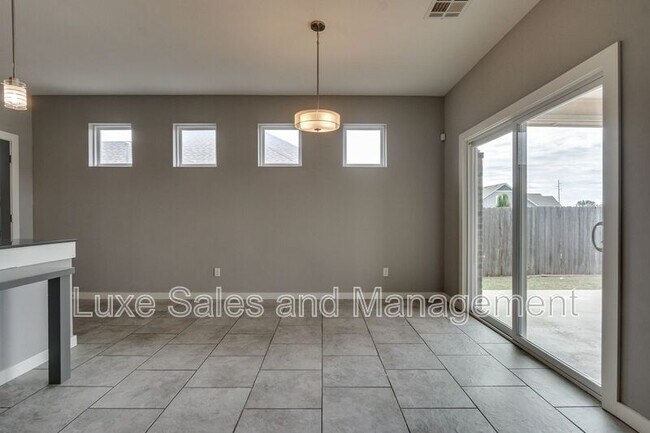 Building Photo - 9428 NW 91st St