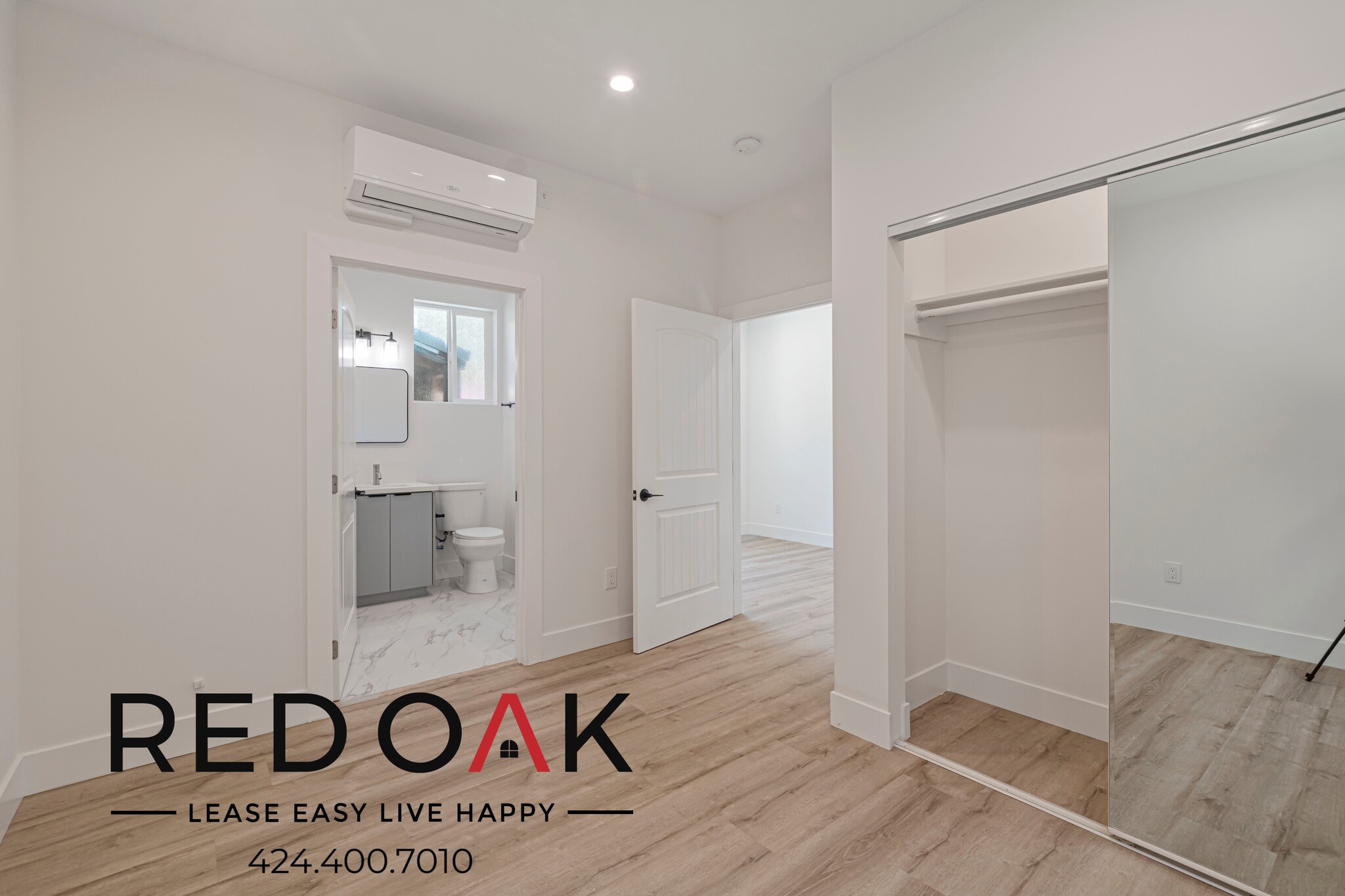 Building Photo - 4590 Riverton Ave