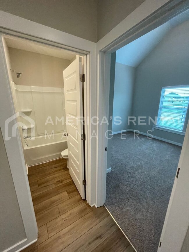 Building Photo - Home for Rent in Eastaboga, AL!!  Available to View!!!