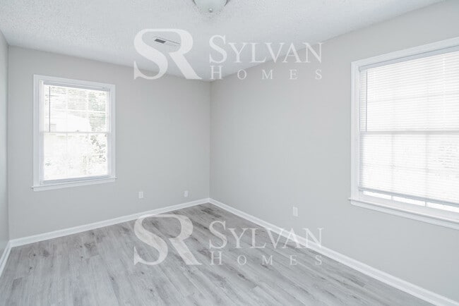 Building Photo - Live the good life in this 3 BR, 2.5 BA home