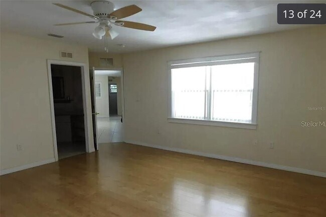 Building Photo - 8185 Longbay Blvd