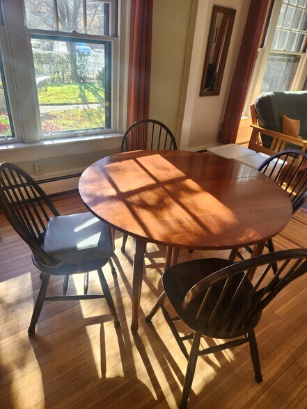 Dining room - 380 Lloyd Ave