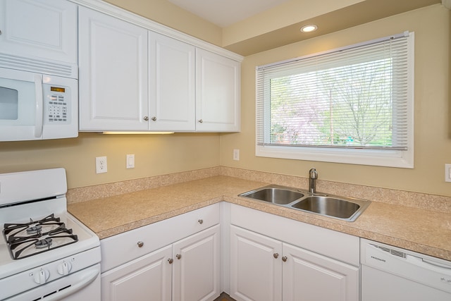 Building Photo - 1426 Las Vegas Dr