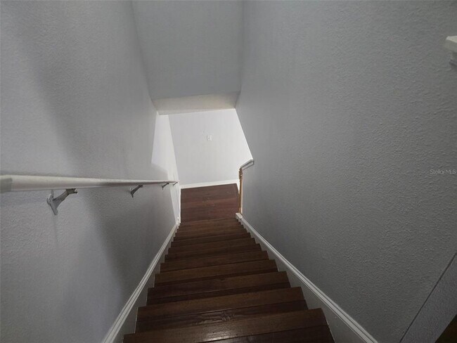 Building Photo - 240 Hardcastle Pl