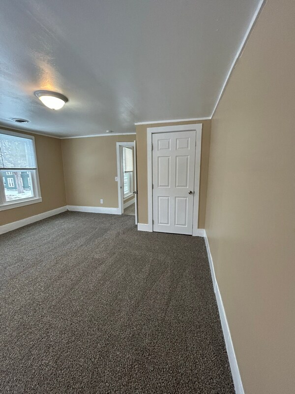 Building Photo - 401 Hannibal St