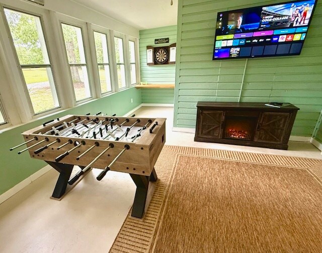 Building Photo - 4412 Wesley Rd