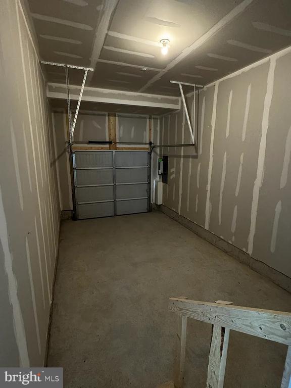 Building Photo - 318 Appleby School Rd