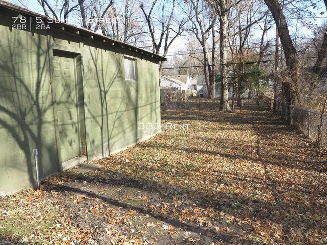 Building Photo - FREE RENT - MOVE-IN SPECIAL!