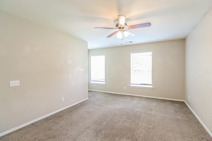 Building Photo - 12526 Cheryl Anne Pl