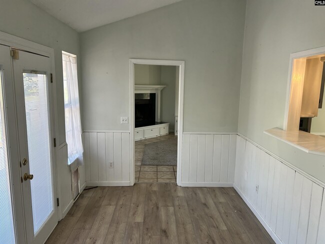 Building Photo - 100 Silverstone Rd