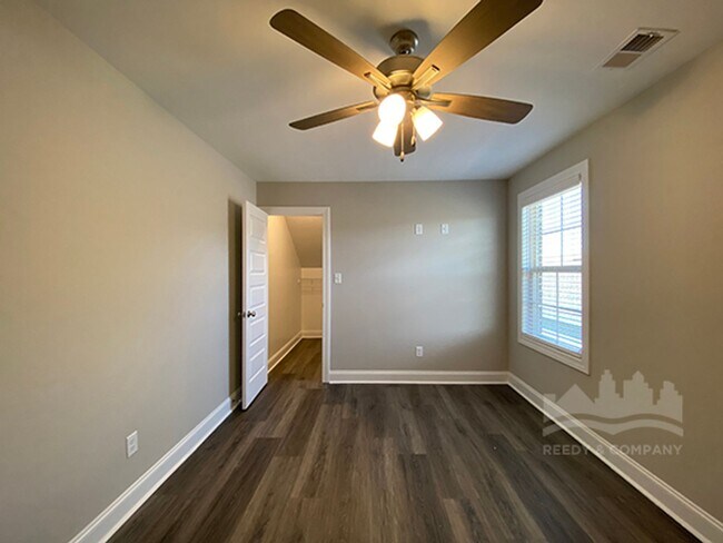 Building Photo - 9691 Jackson Run Ln