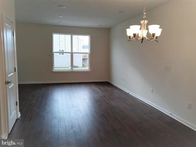 Building Photo - 1808 Boulder Dr