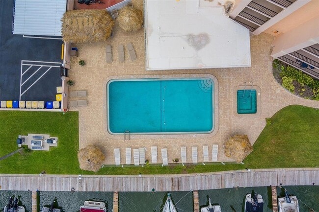 Building Photo - 51 Island Way