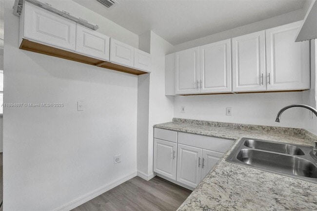 Building Photo - 3052 NW 78th St