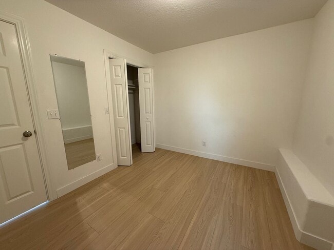 Building Photo - 55-57 Bayo Vista Way