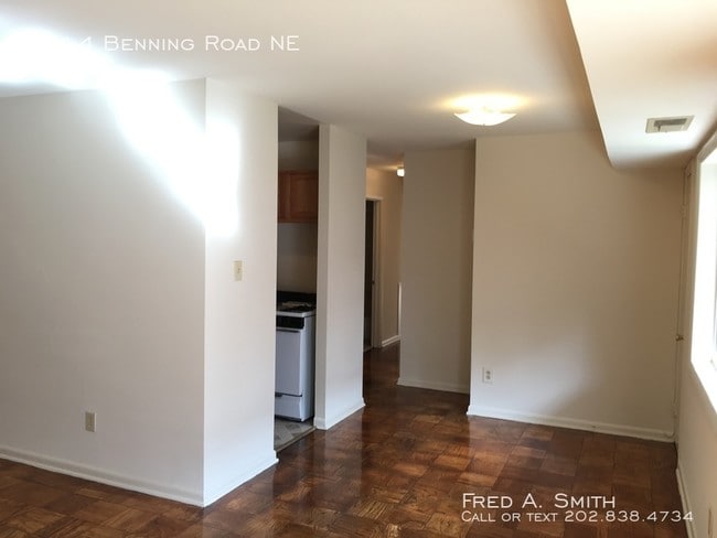 Building Photo - 4214 benning Rd NE