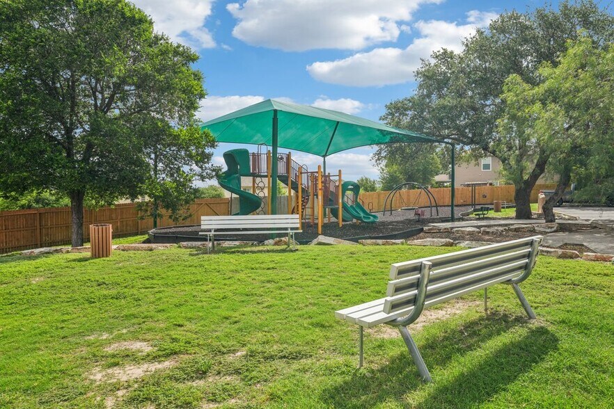 Building Photo - 1731 Emerald Edge