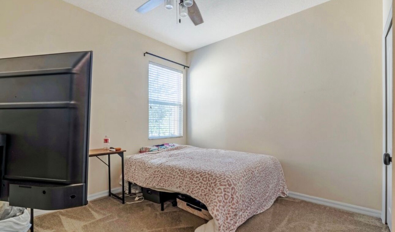 Building Photo - 14210 Desert Haven St