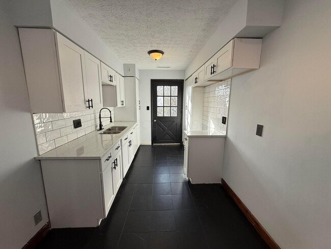 Building Photo - 293 E Whittier St