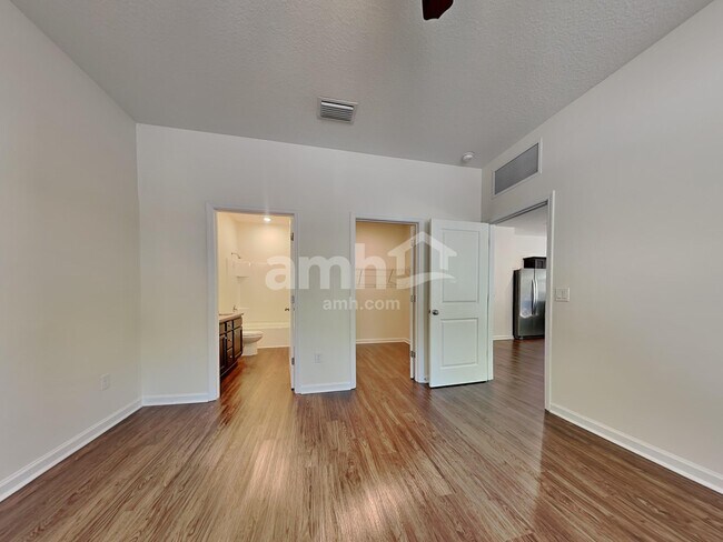 Building Photo - 11509 Victory Bay Ln