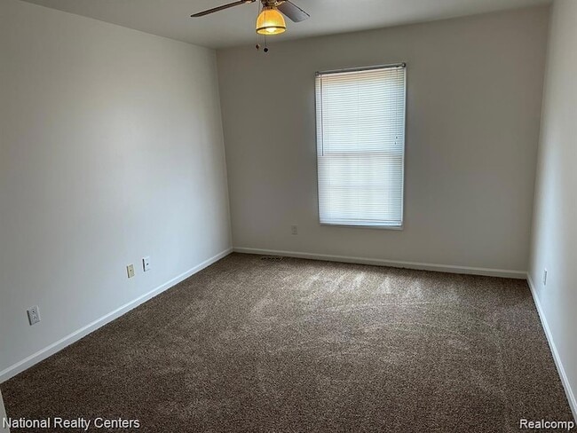 Building Photo - 1792 Bentley Ct