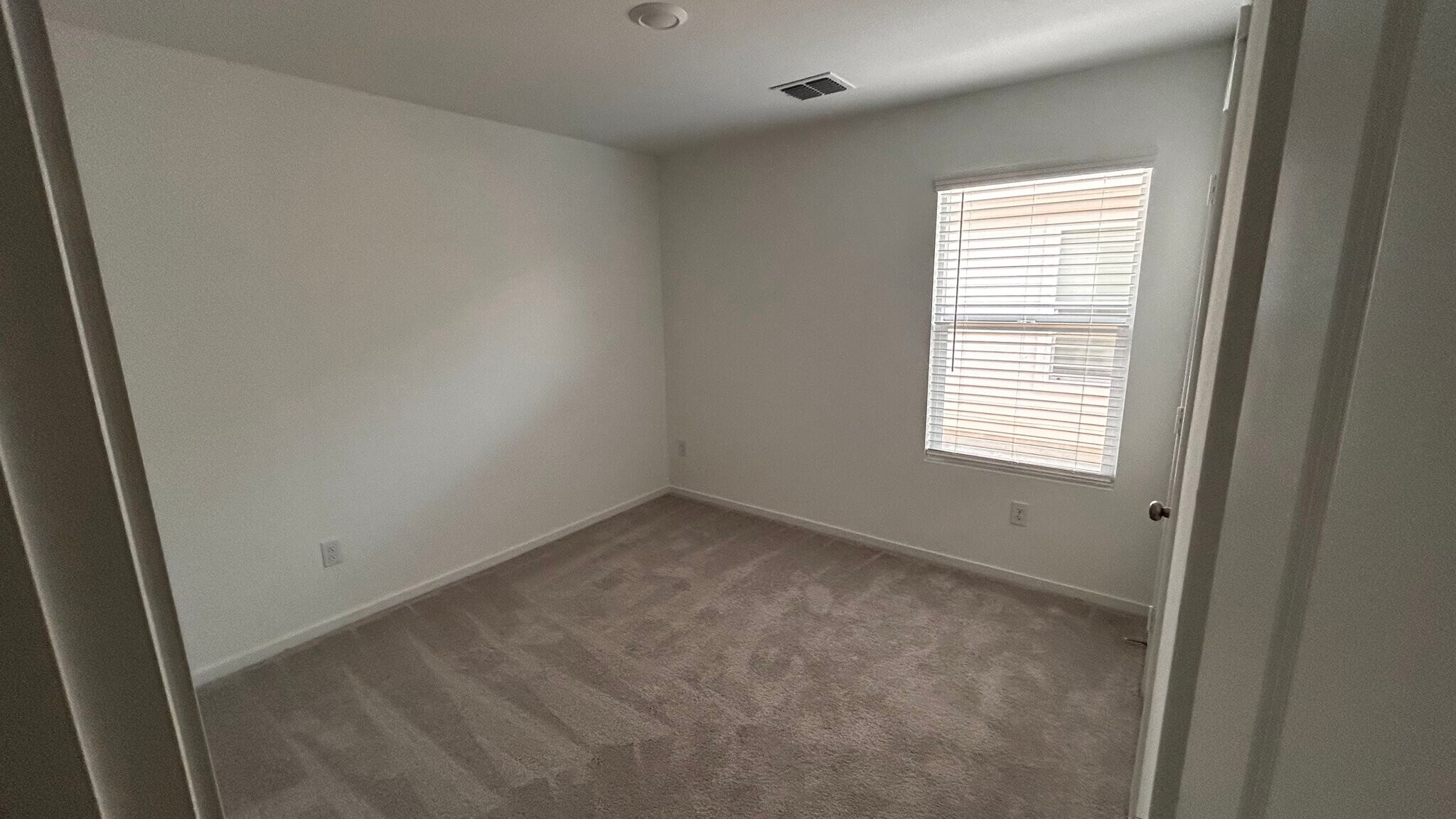Building Photo - 3125 Campeiro Ave