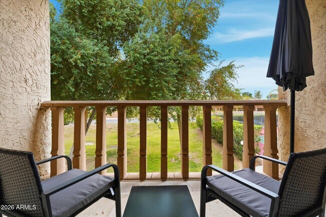 Building Photo - 8649 E Royal Palm Rd