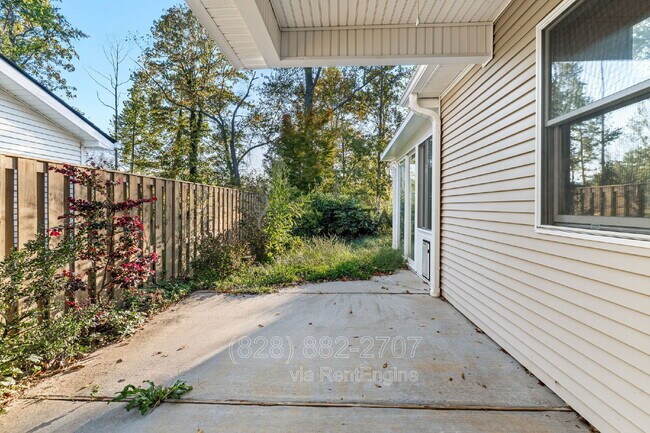 Building Photo - 43 Beekeeper Trail