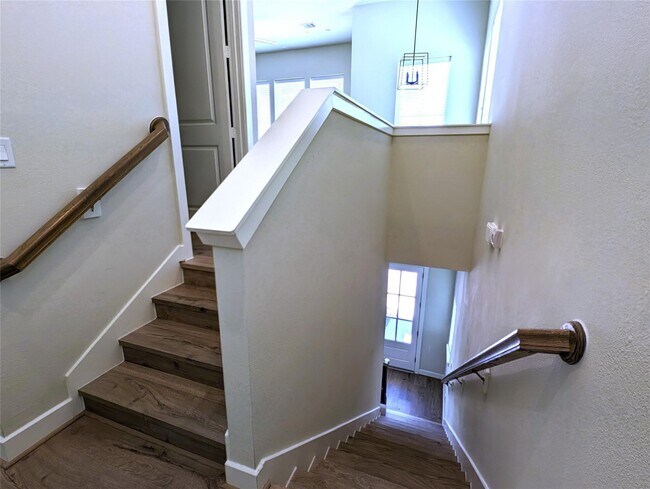 Building Photo - 803 Burton Lndg Ln