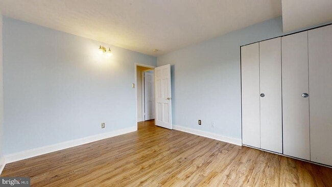 Building Photo - 3100 S Manchester St