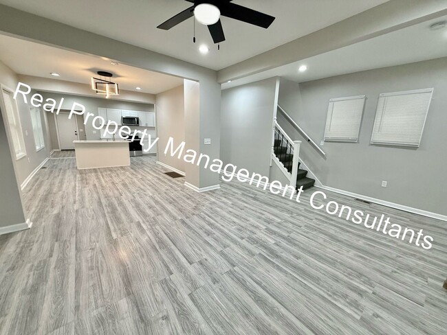 Building Photo - Stylishly Updated 3-Bedroom, 3-Bath Home –...