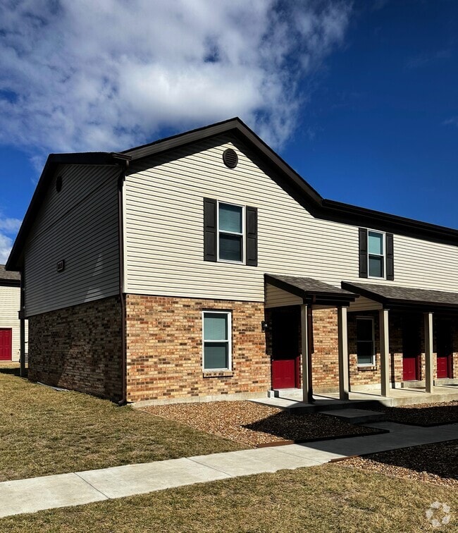 Building Photo - 1111 Columbus Cir
