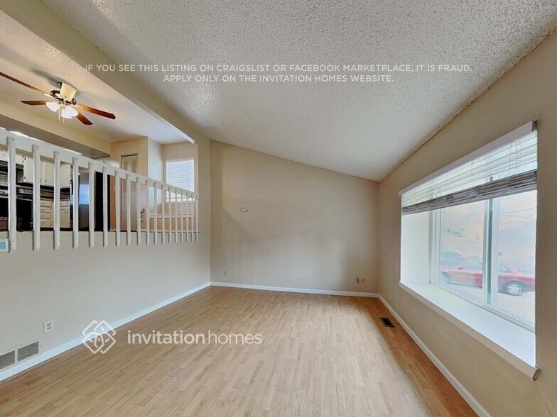 Building Photo - 18895 E Utah Cir