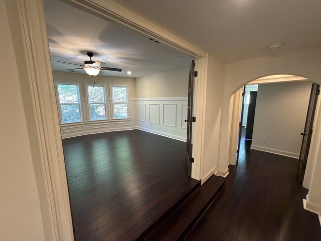Building Photo - 5825 Trailwood Ct