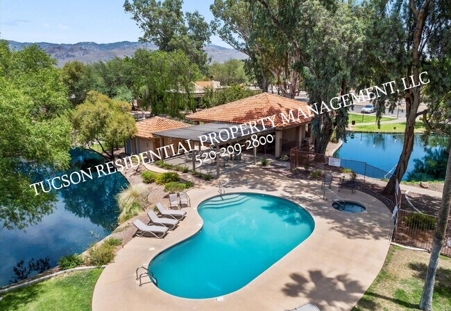 Building Photo - 2440 N Creek Vista Dr