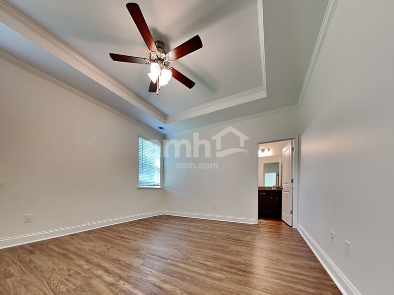 Building Photo - 116 Sweet Gum Dr