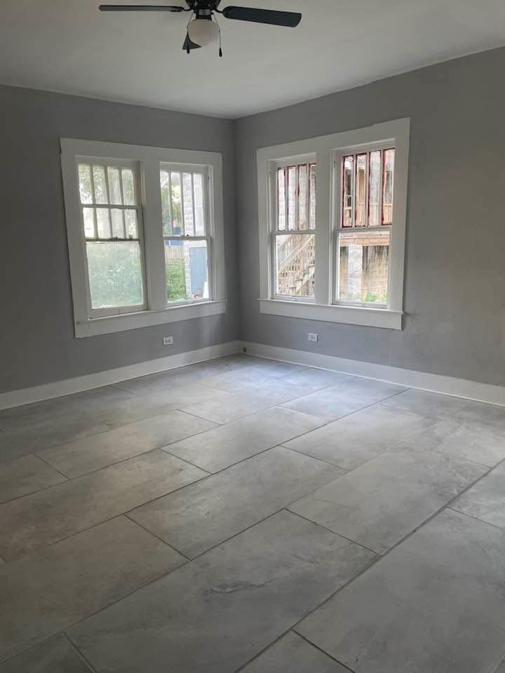 Building Photo - 201 E 3rd St