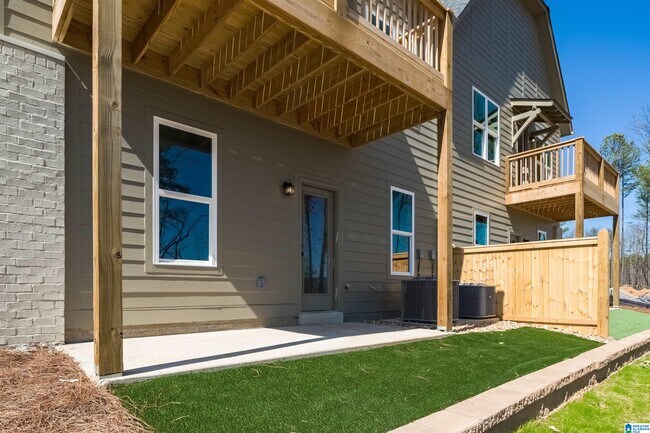Building Photo - 4768 Silas Ave