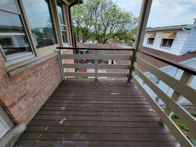 Building Photo - 2306 N 75th Ave