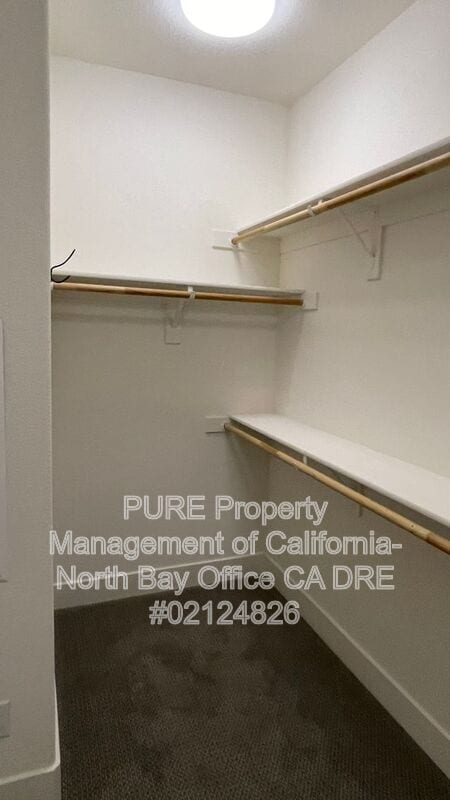 Building Photo - 5320 Kirby Pl