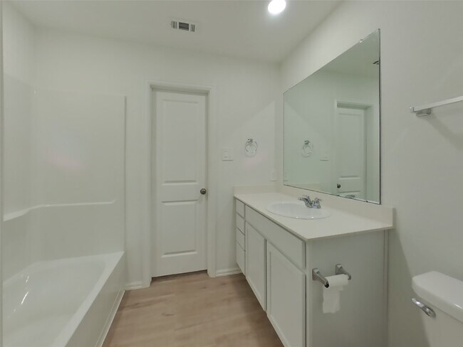 Building Photo - 17122 Quaking Aspen Ln