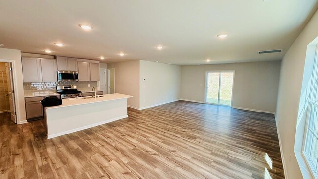 Building Photo - 13127 Hampton Bay Ln